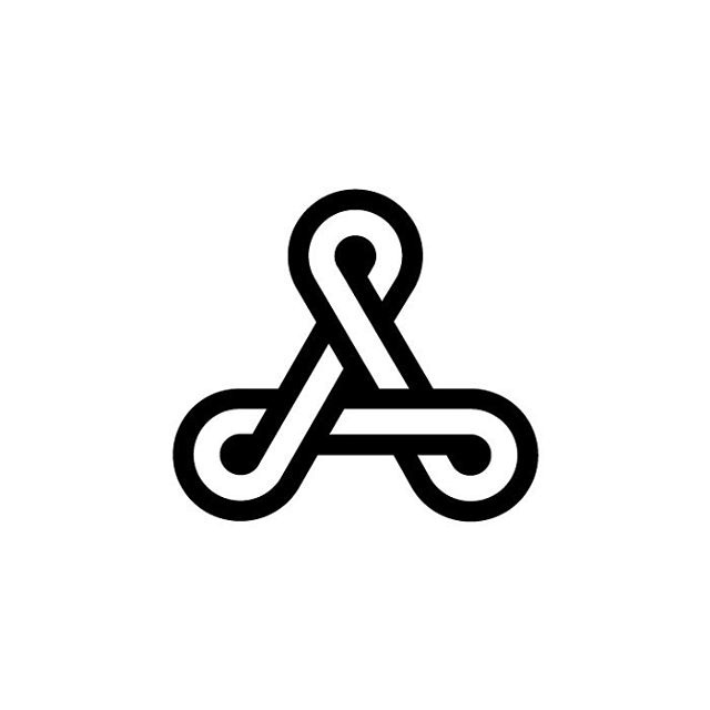 logobw-0995.jpg