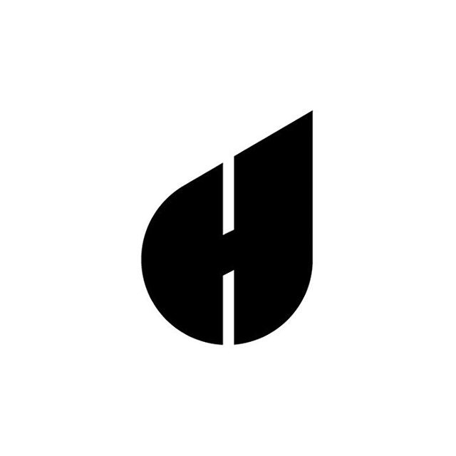 logobw-1090.jpg