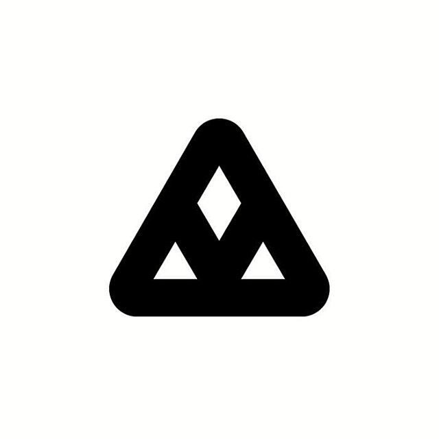 logobw-1104.jpg